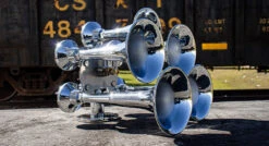 Admiral 544K Train Horn Kit -HornBlasters Sales Store REDUCED C5 LIFESTYLE 2