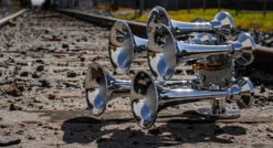 Admiral 544K Train Horn Kit -HornBlasters Sales Store REDUCED C5 LIFESTYLE