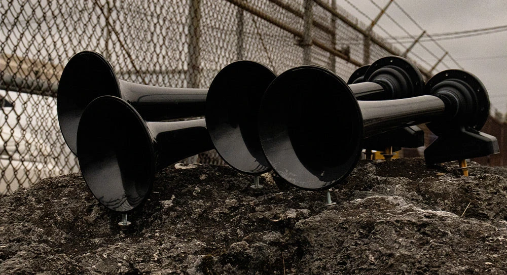 Conductor's Special 2HB Train Horn Kit 6 Conductor's Special 2HB Train Horn Kit - Image 6