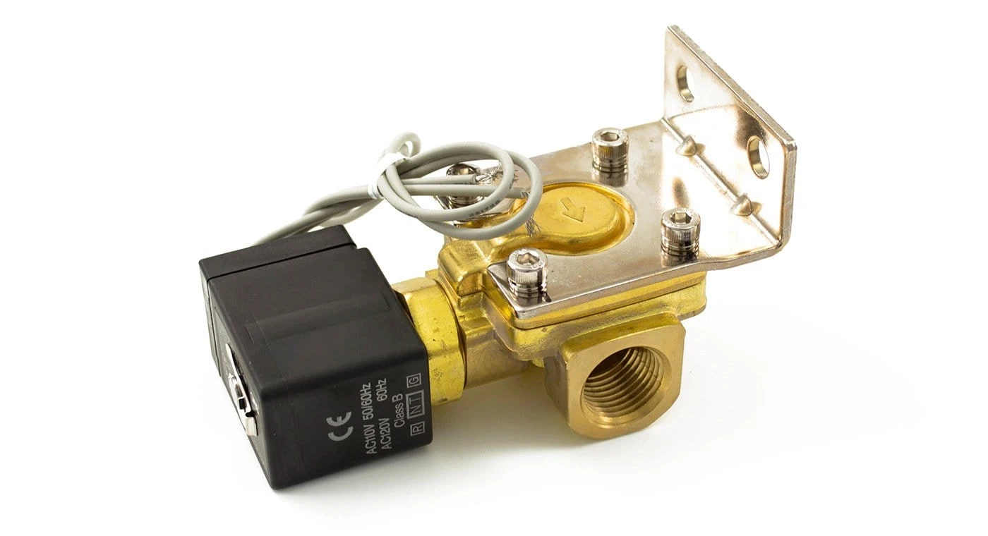 SMC Brass 1/2" 110 Volt Electric Air Valve 1 SMC Brass 1/2" 110 Volt Electric Air Valve