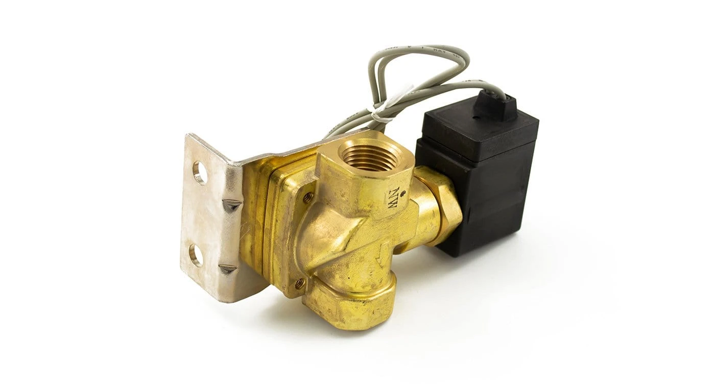 SMC Brass 1/2" 110 Volt Electric Air Valve 3 SMC Brass 1/2" 110 Volt Electric Air Valve - Image 3
